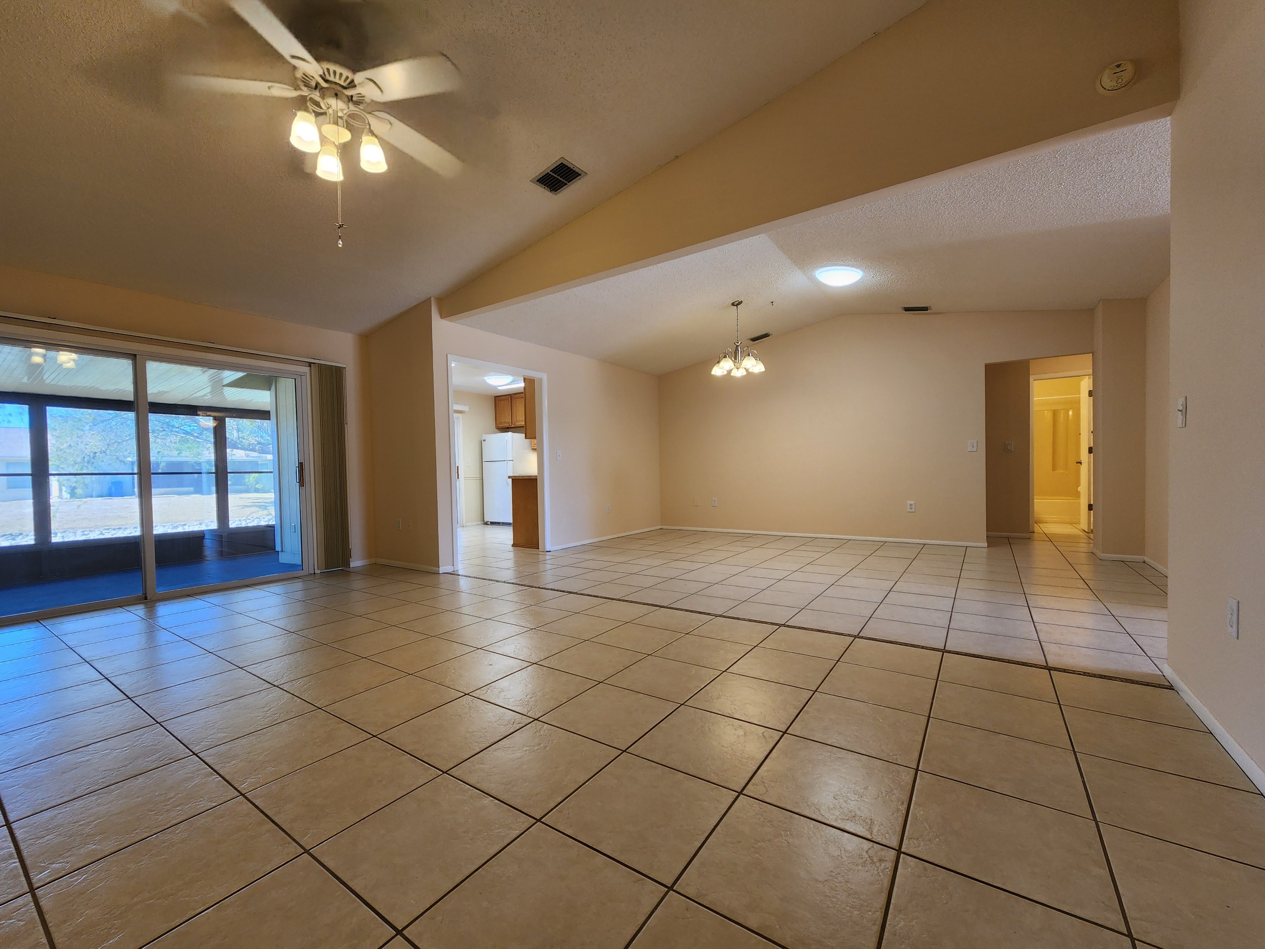 20-living room B (1)